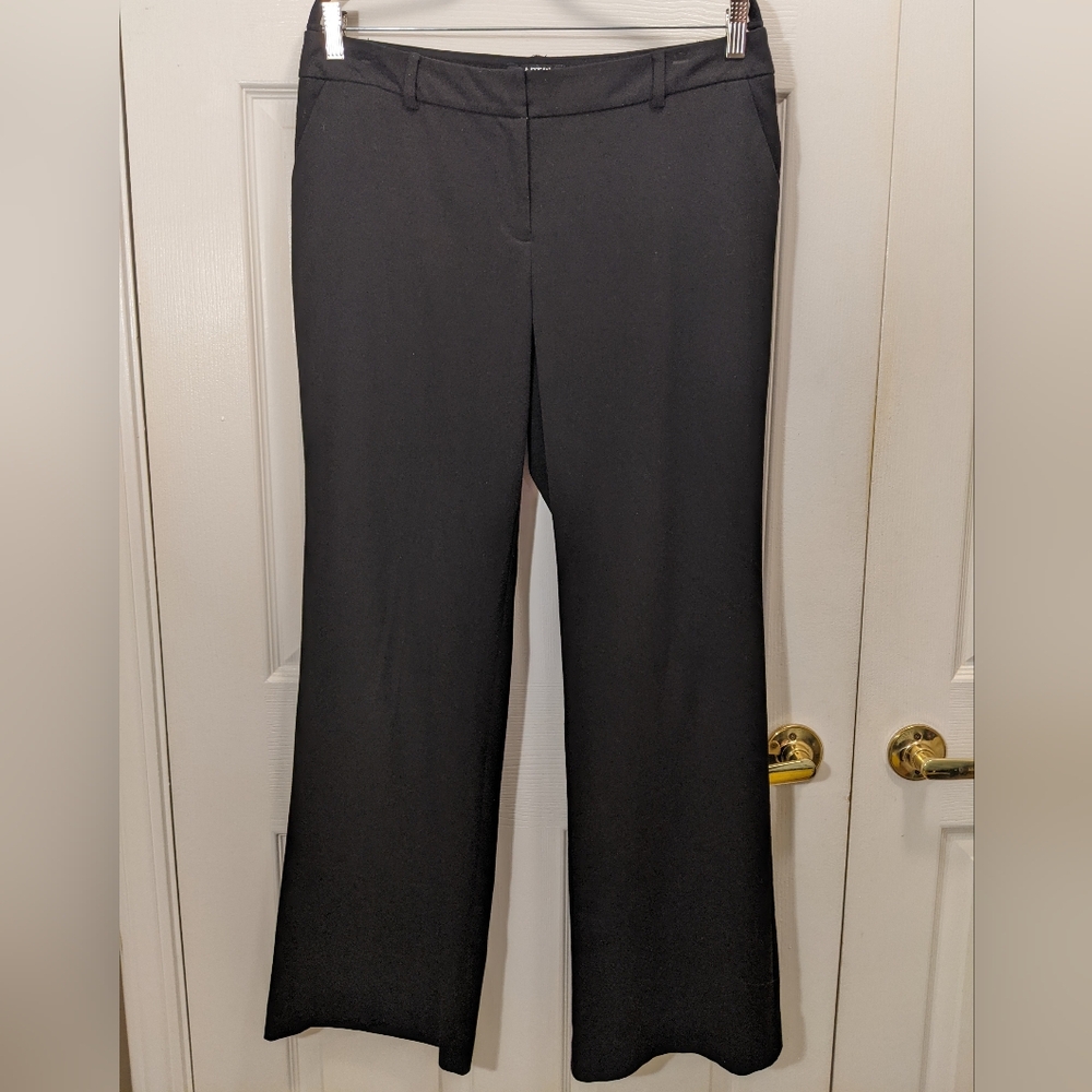 Apt. 9 Women's Black Dress Pants Curvy Fit, Size 10. EUC